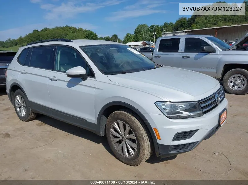 2018 Volkswagen Tiguan 2.0T S VIN: 3VV0B7AX7JM123227 Lot: 40071138