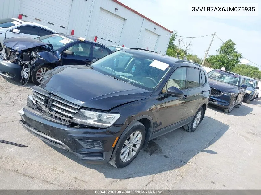 3VV1B7AX6JM075935 2018 Volkswagen Tiguan 2.0T S