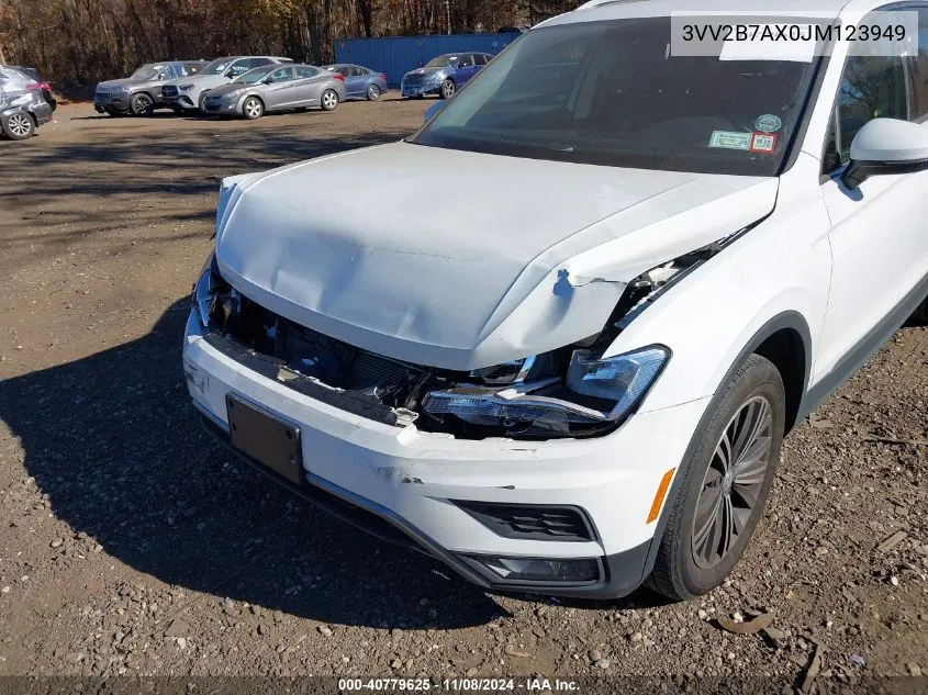 2018 Volkswagen Tiguan 2.0T Se/Sel VIN: 3VV2B7AX0JM123949 Lot: 40779625