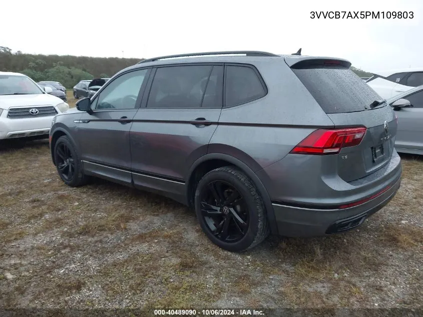 3VVCB7AX5PM109803 2023 Volkswagen Tiguan 2.0T Se R-Line Black