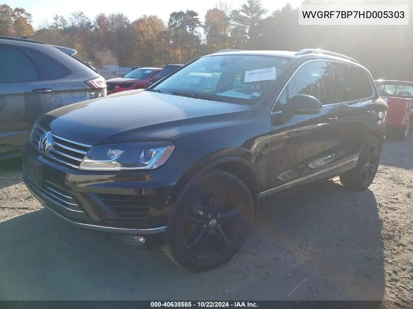 2017 Volkswagen Touareg V6 Wolfsburg Edition VIN: WVGRF7BP7HD005303 Lot: 40638585