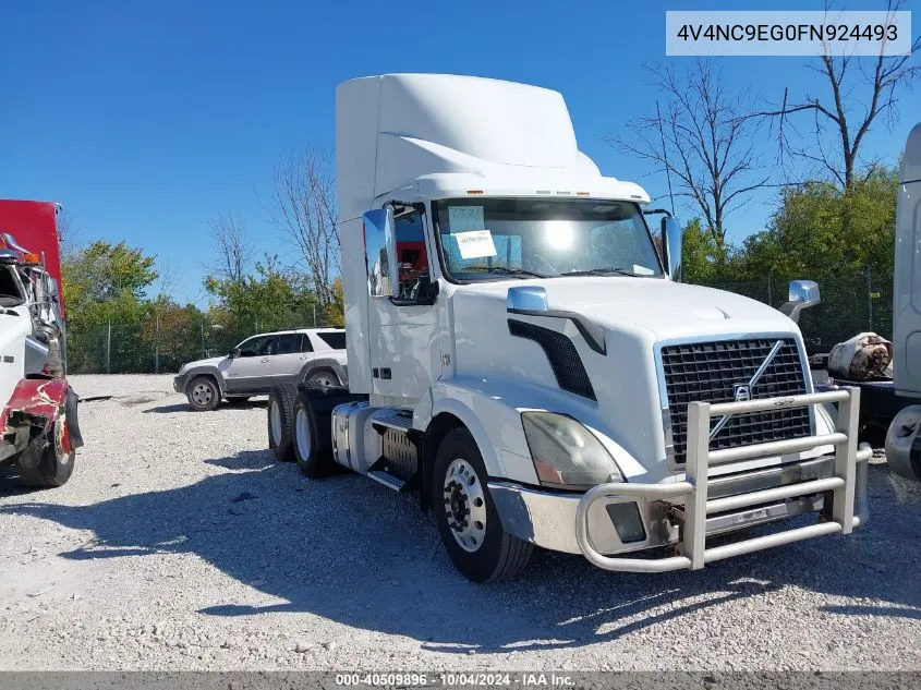 2015 Volvo Vn Vnl VIN: 4V4NC9EG0FN924493 Lot: 40509896