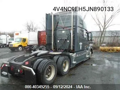 4V4NC9EH5JN890133 2018 Volvo Vnl