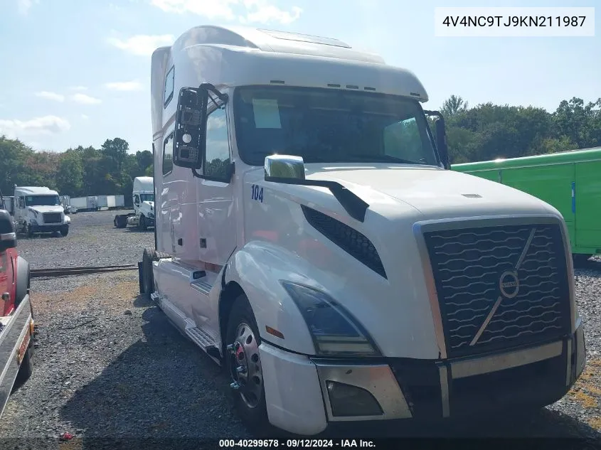 4V4NC9TJ9KN211987 2019 Volvo Vnl