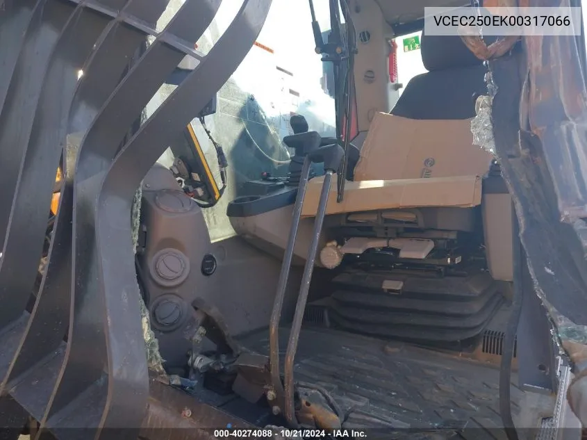 2023 Volvo Ec250E Excavator VIN: VCEC250EK00317066 Lot: 40274088