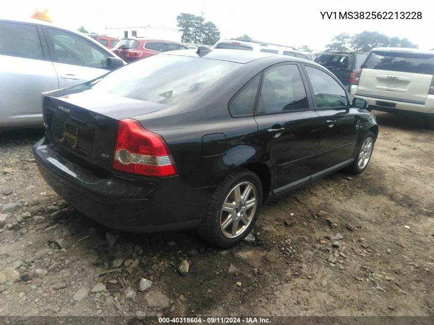 2006 Volvo S40 2.4I VIN: YV1MS382562213228 Lot: 40318604