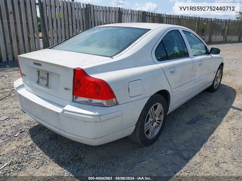 2005 Volvo S60 2.5T VIN: YV1RS592752440712 Lot: 40042863