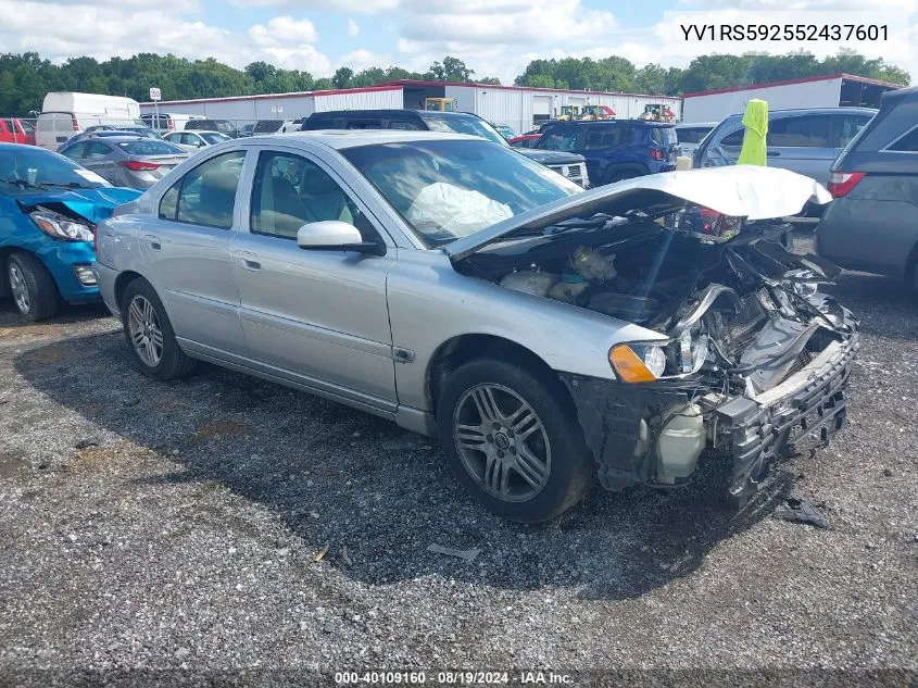 2005 Volvo S60 2.5T VIN: YV1RS592552437601 Lot: 40109160