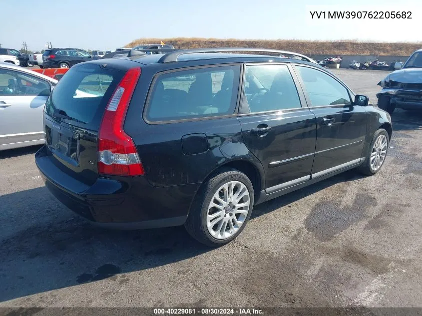 2006 Volvo V50 2.4I/2.4L VIN: YV1MW390762205682 Lot: 40229081