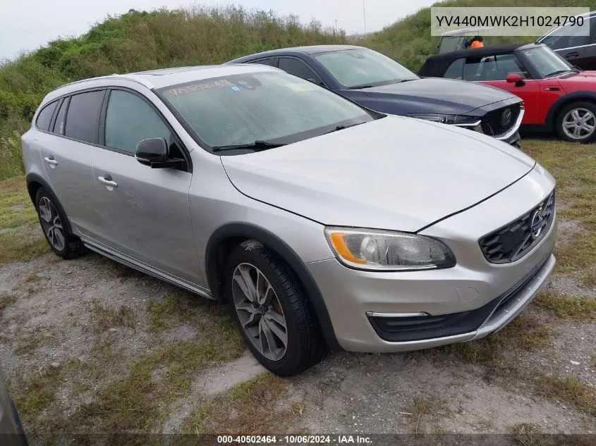 2017 Volvo V60 Cross Country Premier VIN: YV440MWK2H1024790 Lot: 40502464