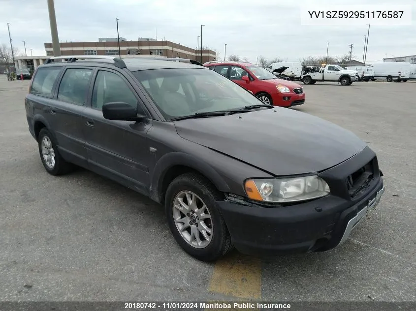 2005 Volvo V70 Xc VIN: YV1SZ592951176587 Lot: 20180742