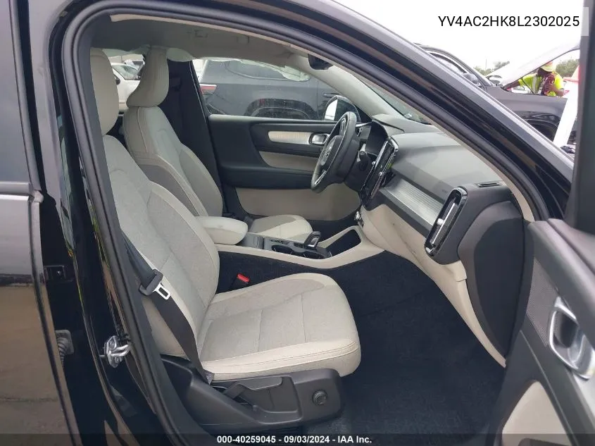 YV4AC2HK8L2302025 2020 Volvo Xc40 T4 Momentum