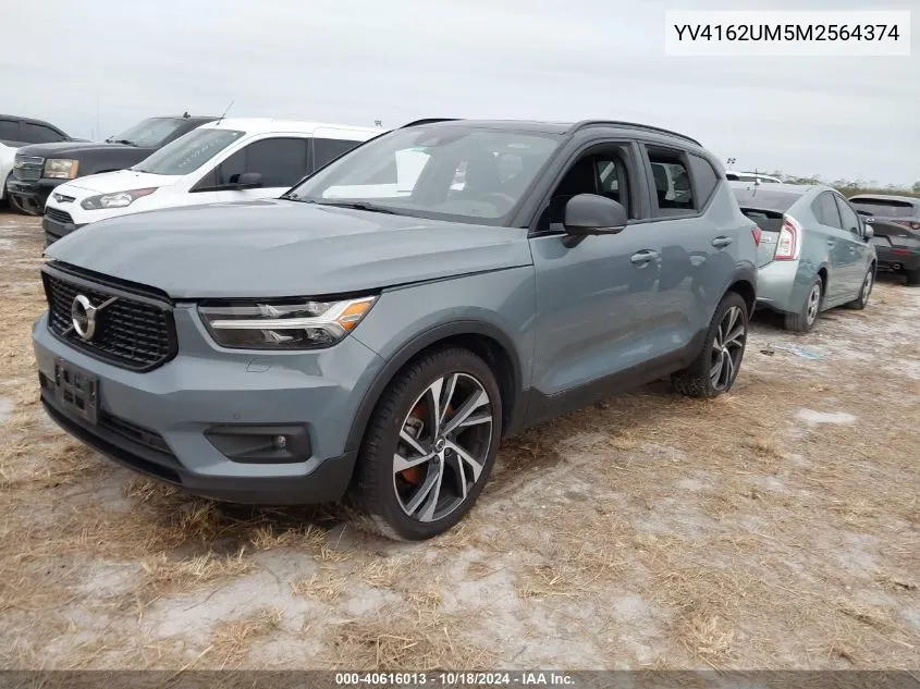 2021 Volvo Xc40 T5 R-Design VIN: YV4162UM5M2564374 Lot: 40616013