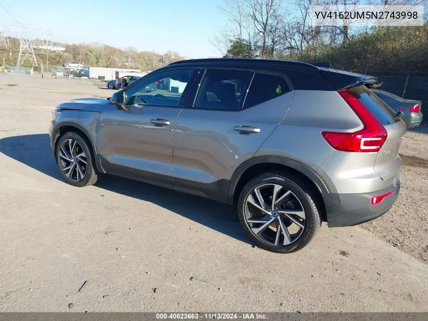 2022 Volvo Xc40 T5 R-Design VIN: YV4162UM5N2743998 Lot: 40823663