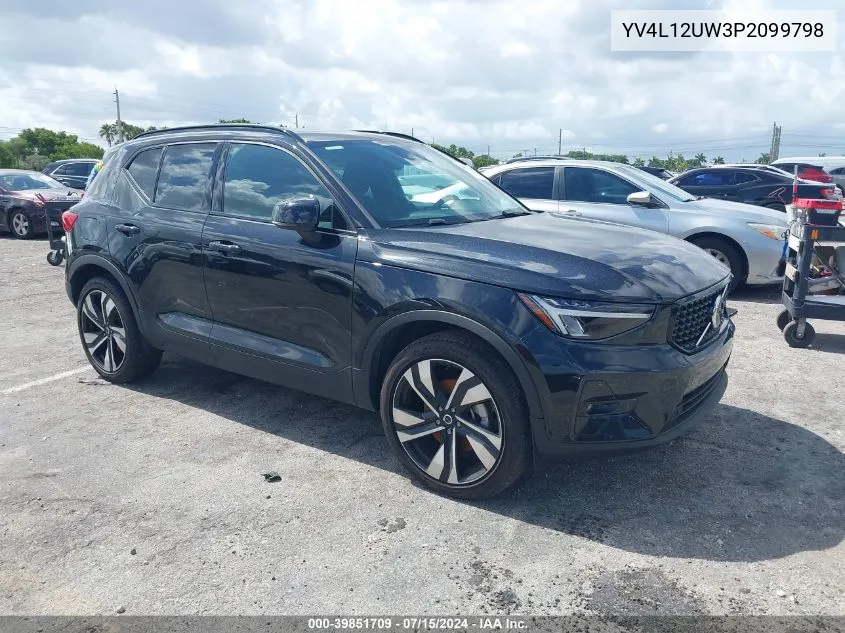 YV4L12UW3P2099798 2023 Volvo Xc40 B5 Plus Dark Theme