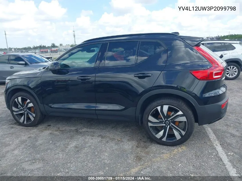 2023 Volvo Xc40 B5 Plus Dark Theme VIN: YV4L12UW3P2099798 Lot: 39851709