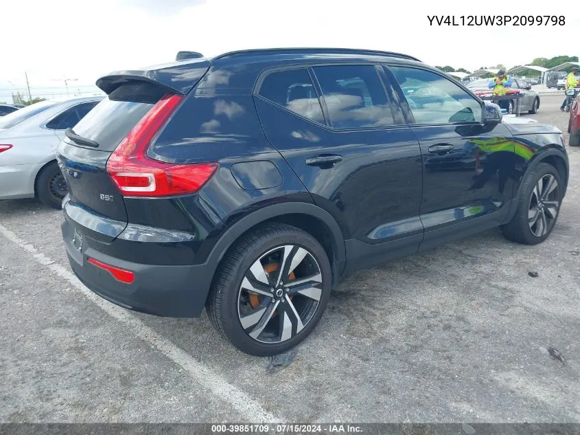 2023 Volvo Xc40 B5 Plus Dark Theme VIN: YV4L12UW3P2099798 Lot: 39851709