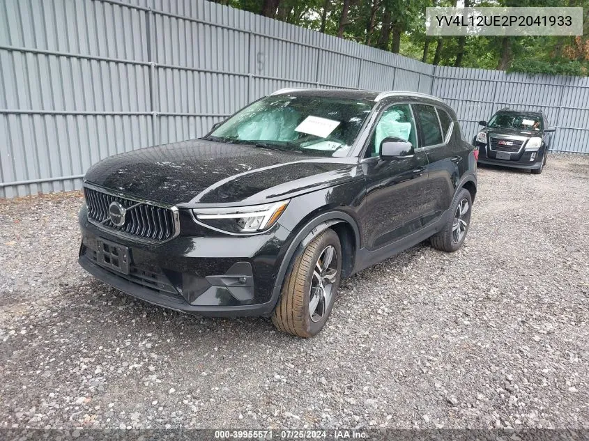 2023 Volvo Xc40 B5 Plus Bright Theme VIN: YV4L12UE2P2041933 Lot: 39955571