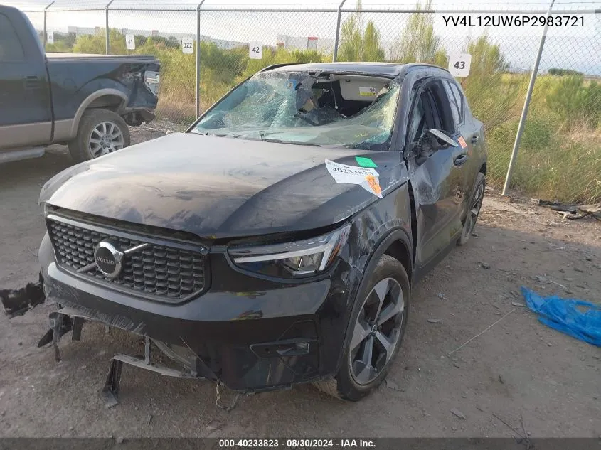 2023 Volvo Xc40 B5 Plus Dark Theme VIN: YV4L12UW6P2983721 Lot: 40233823