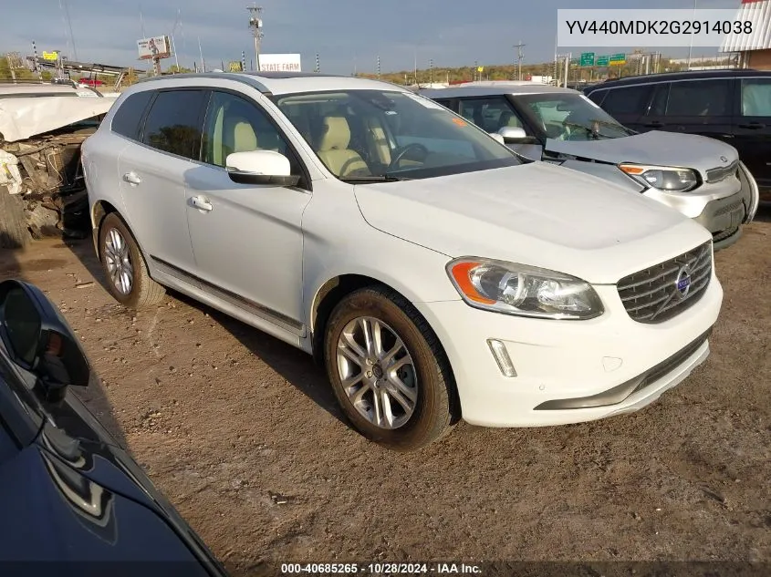 2016 Volvo Xc60 T5 Drive-E Premier VIN: YV440MDK2G2914038 Lot: 40685265