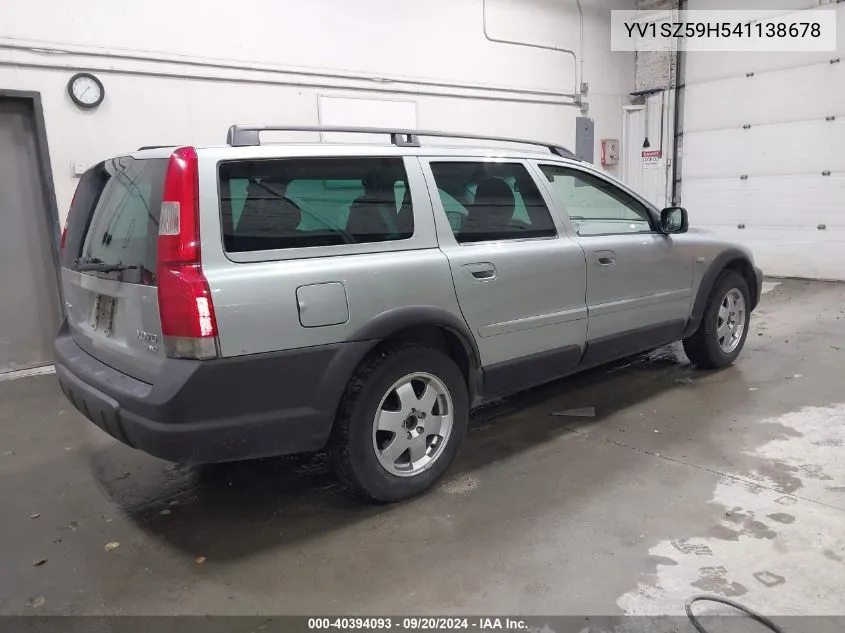 YV1SZ59H541138678 2004 Volvo Xc70 2.5T