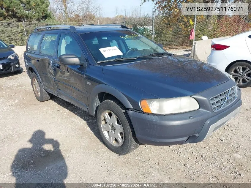 2005 Volvo Xc70 2.5T Awd VIN: YV1SZ592751176071 Lot: 40737250