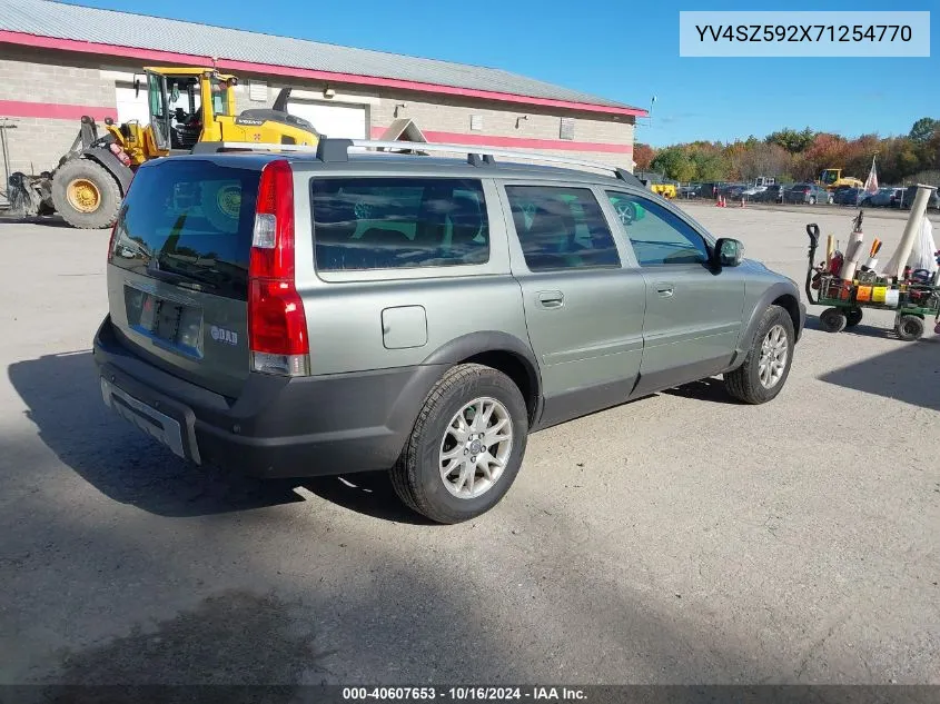 2007 Volvo Xc70 2.5T VIN: YV4SZ592X71254770 Lot: 40607653